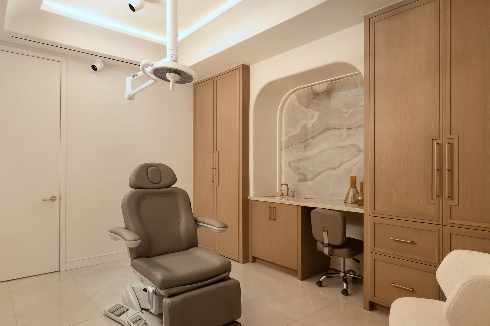 Private procedure room at Howarth Plastic Surgery in Scottsdale